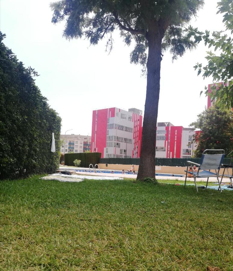 Apartamento Pilar Solo Familias กันดิอา ภายนอก รูปภาพ