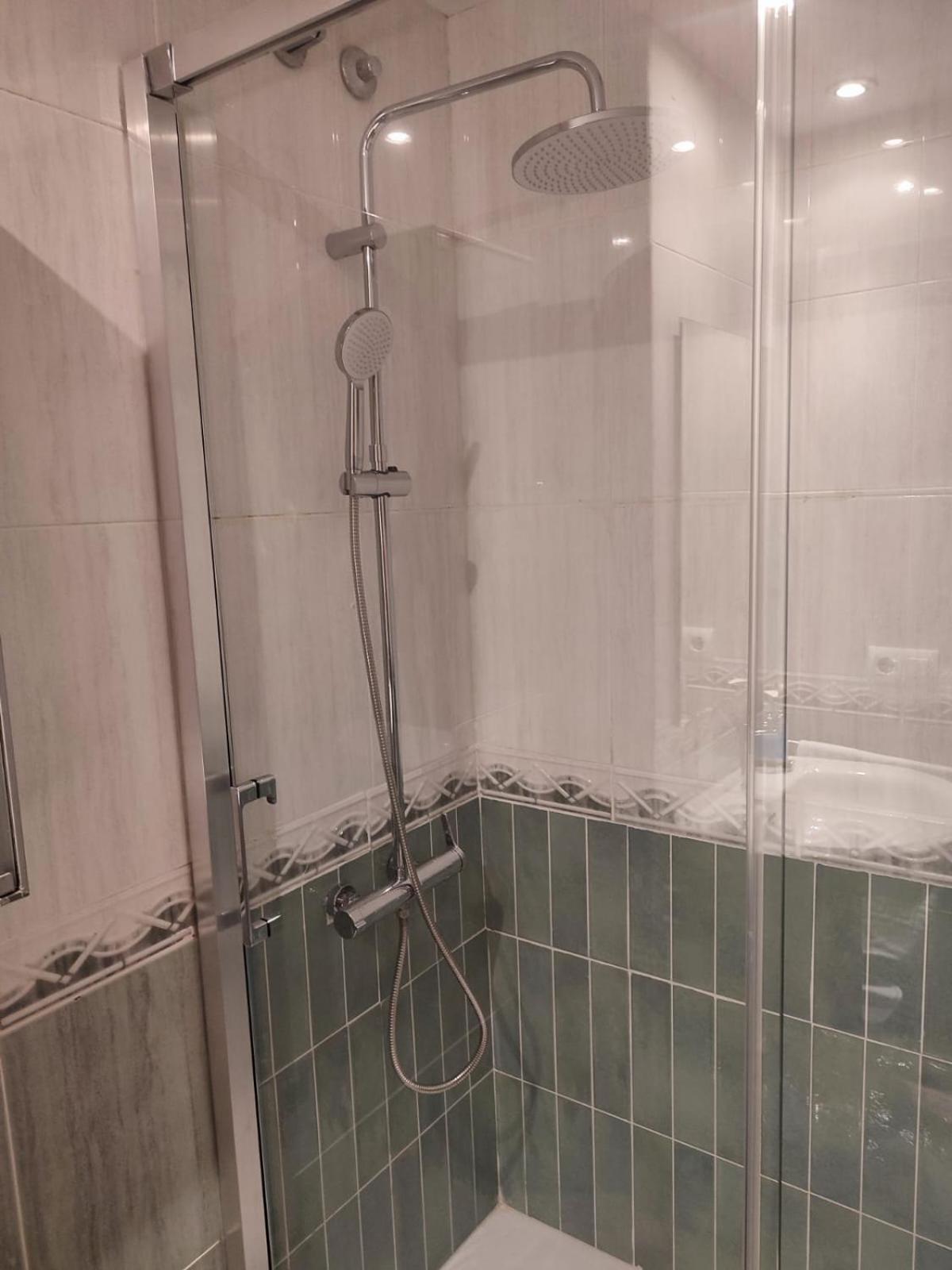 Apartamento Pilar Solo Familias กันดิอา ภายนอก รูปภาพ
