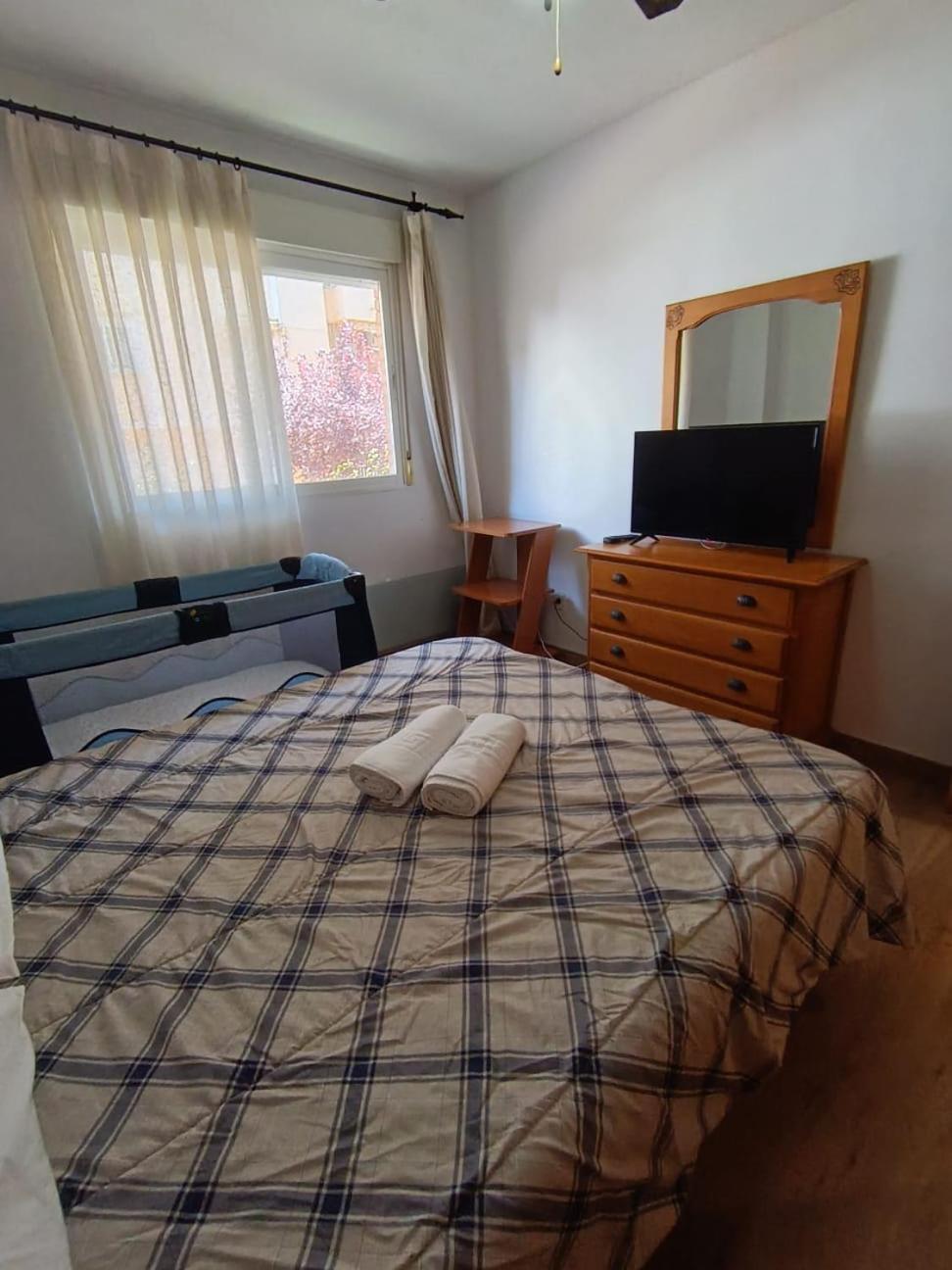 Apartamento Pilar Solo Familias กันดิอา ภายนอก รูปภาพ